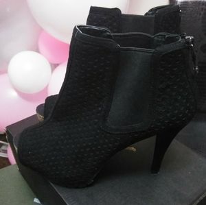 Ankle boot